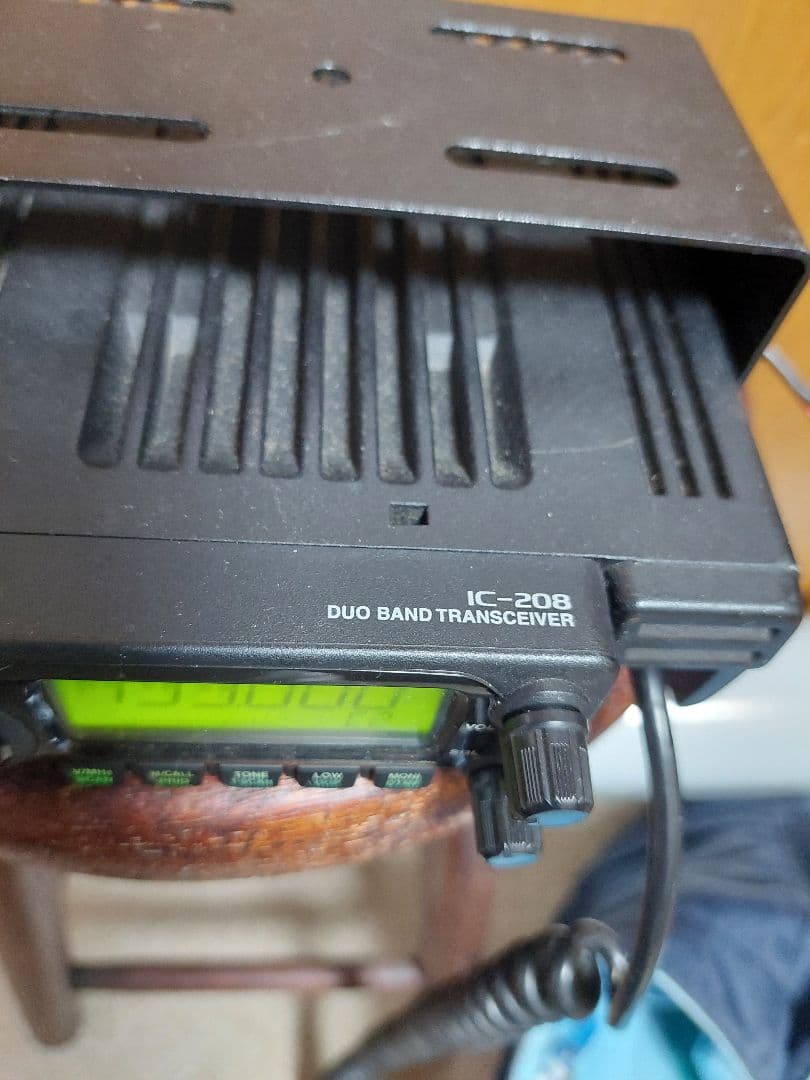 アイコム無線機　IC-208　デュアルバンドトランシーバー 　145/433MH