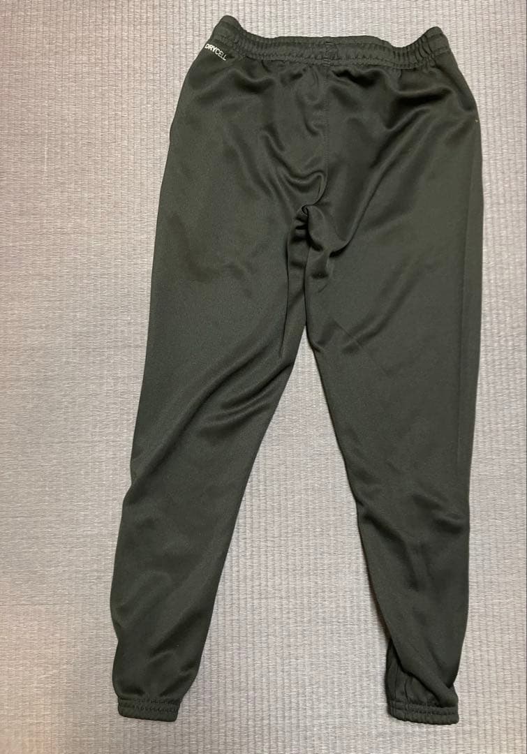 ボルシア・ドルトムントサッカーアカデミー 冬用ジャージ上下XS/7-8Y/128