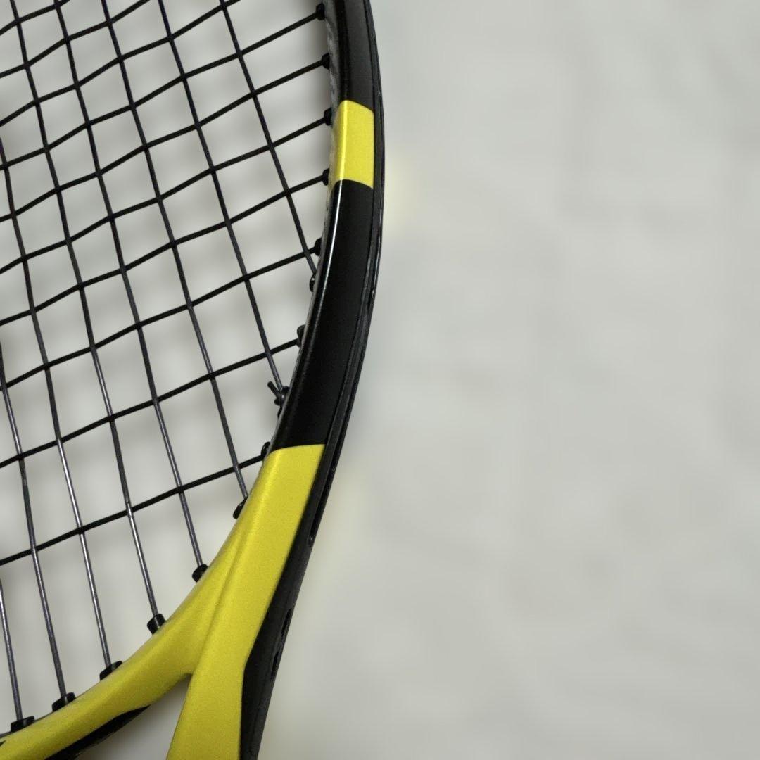 バボラ　ピュアアエロ　2019 硬式テニスラケット