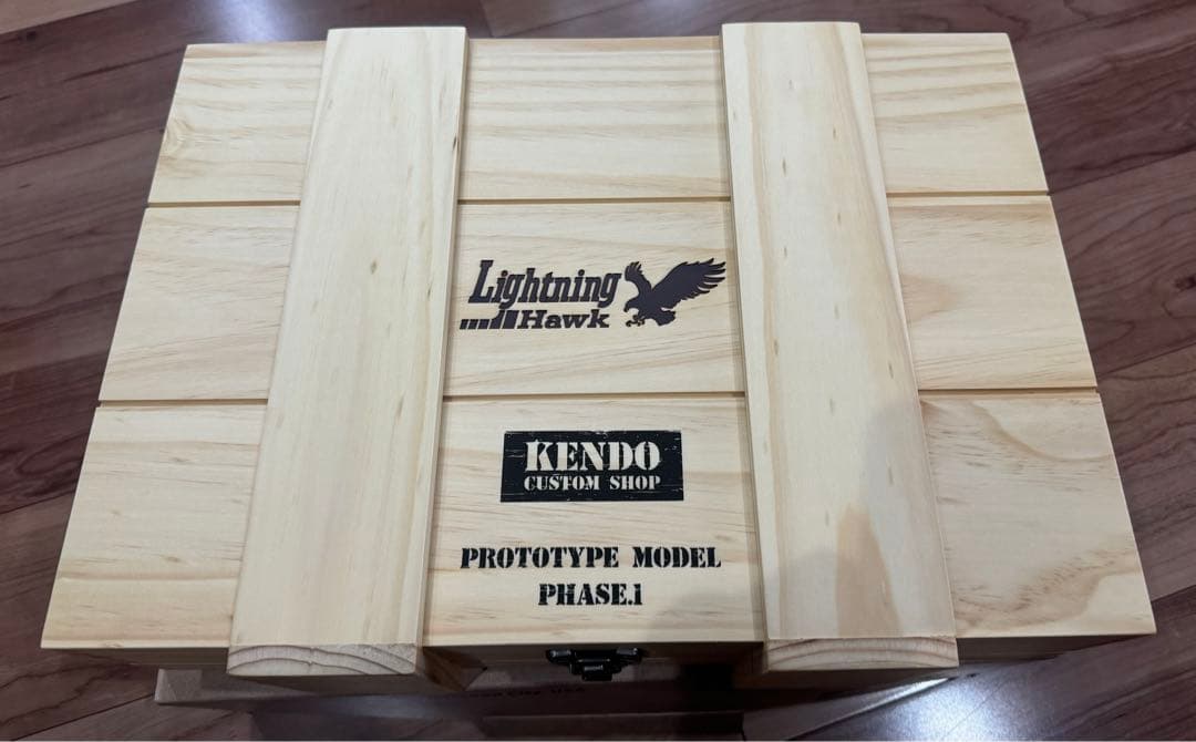 ライトニングホーク .50AE 10インチ バイオハザード RE:2