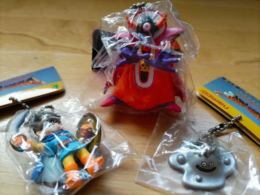 ドラゴンクエスト　コレクションキーホルダー　１８点