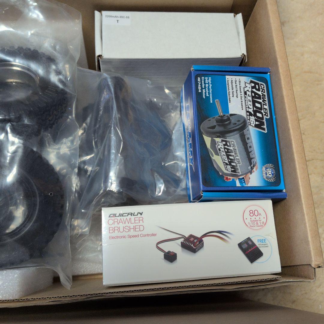 値下げ【新品】Defender D110 1/10 、充電器、送信機セット