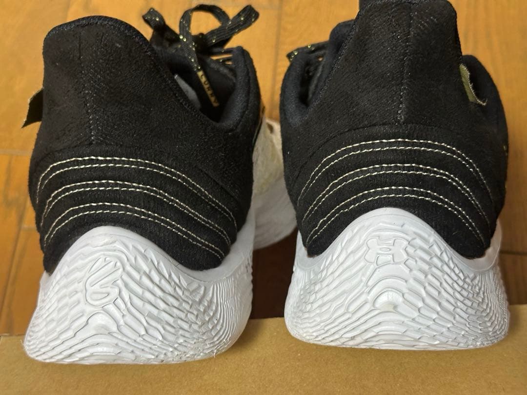 UNDER ARMOUR Curry9 29センチ