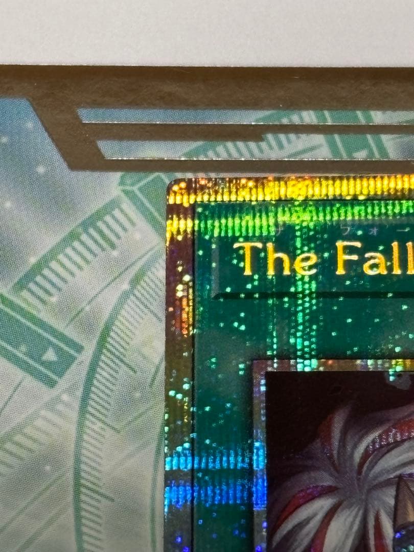 【メルカリ便】The Fallen & The Virtuous プリズマ