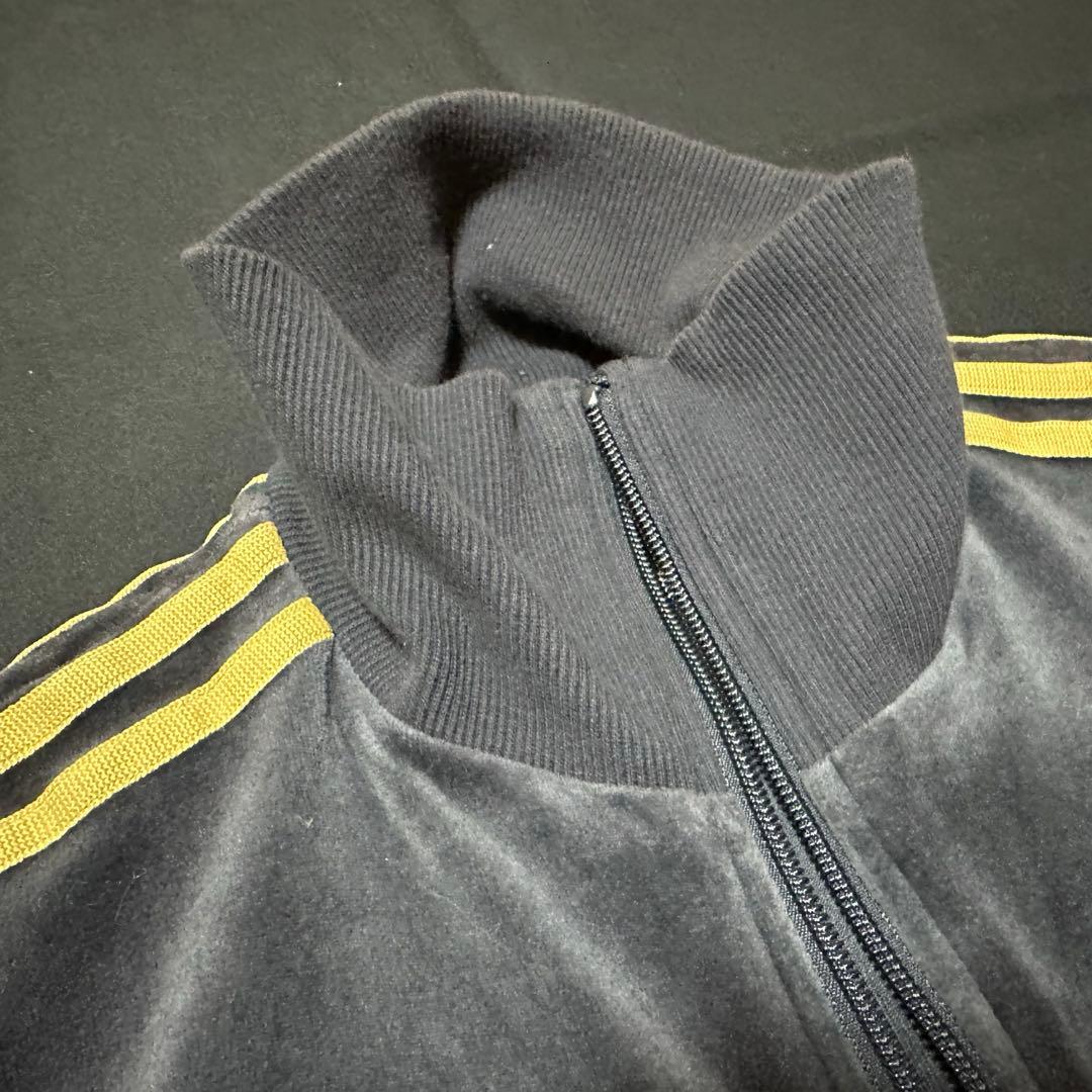 【激レア・超人気】adidas リバプールFC ベロアジャケットグレー