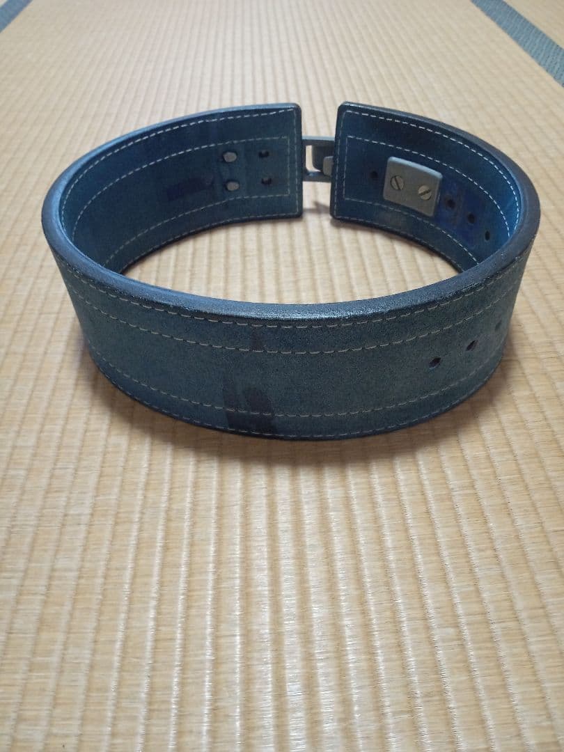 INZER　レバーアクションベルト　インザー