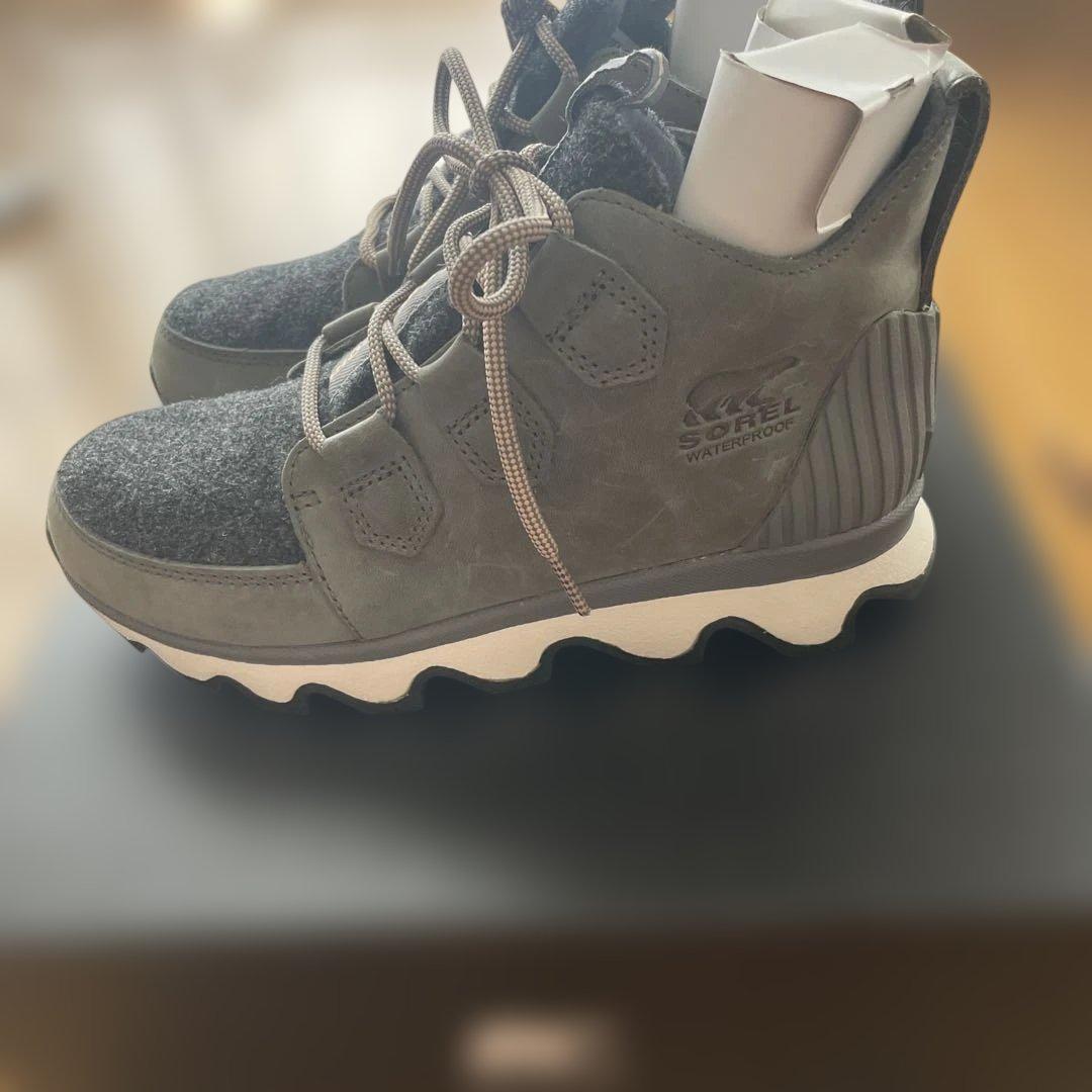 SOREL KINETIC CARIBOU waterproof 5.5サイズ