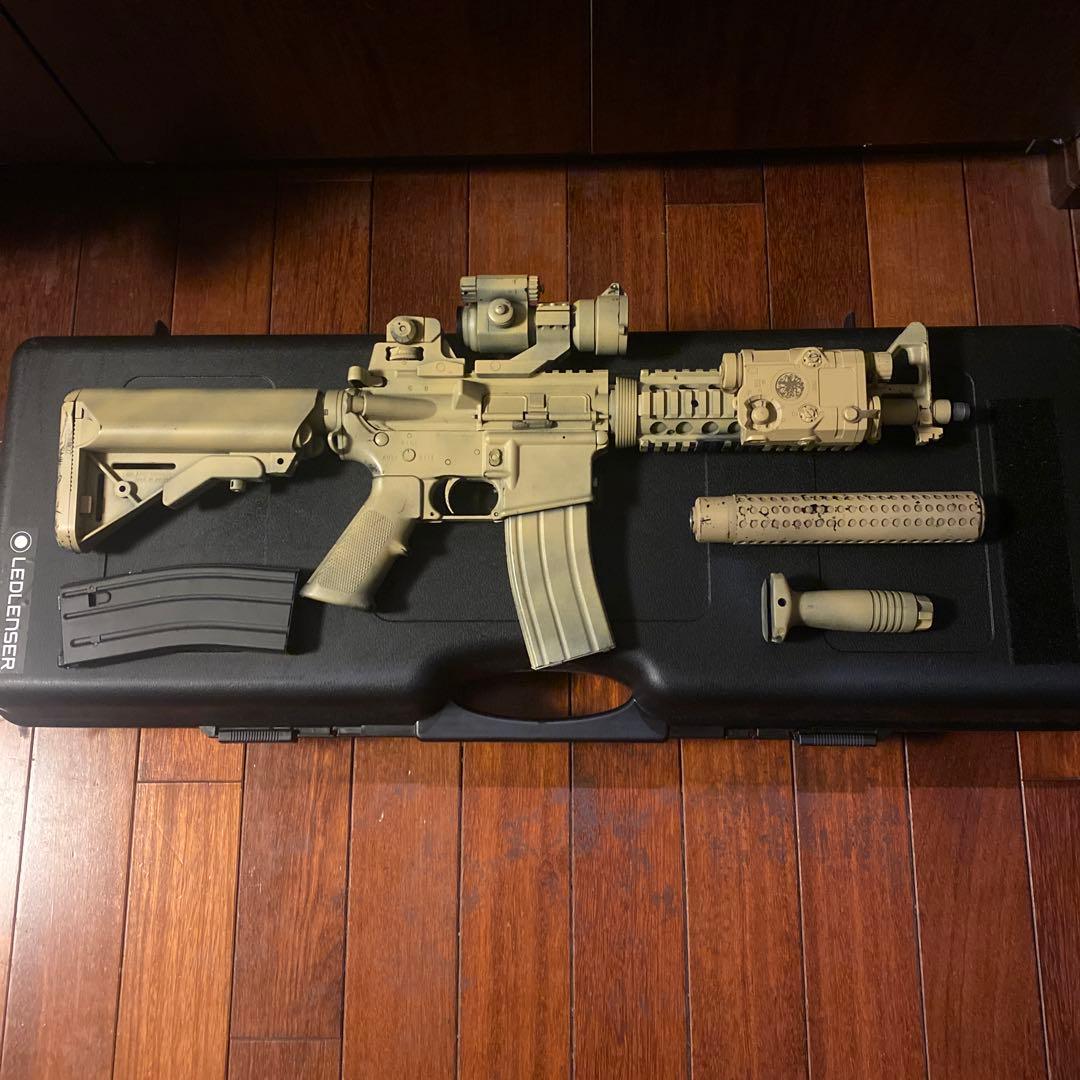 M4 東京マルイ ガスブローバック 予備マグ ケース付き　値下げ交渉可