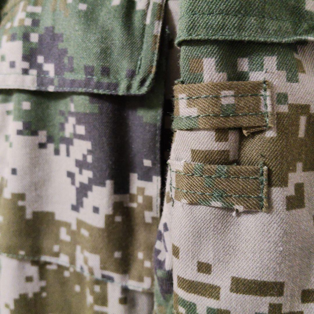 中国人民解放軍 07式林地迷彩服 実物 上下+戦闘服ズボン用ベルト セット