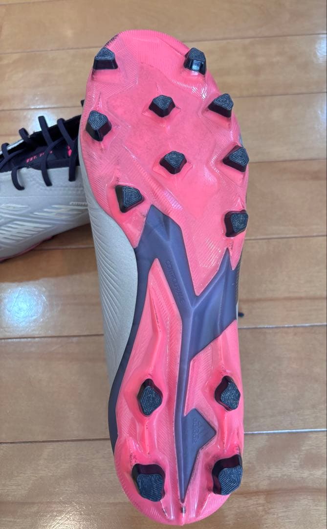 プレデター ELITE HG/AG ジャパン 27.0cm