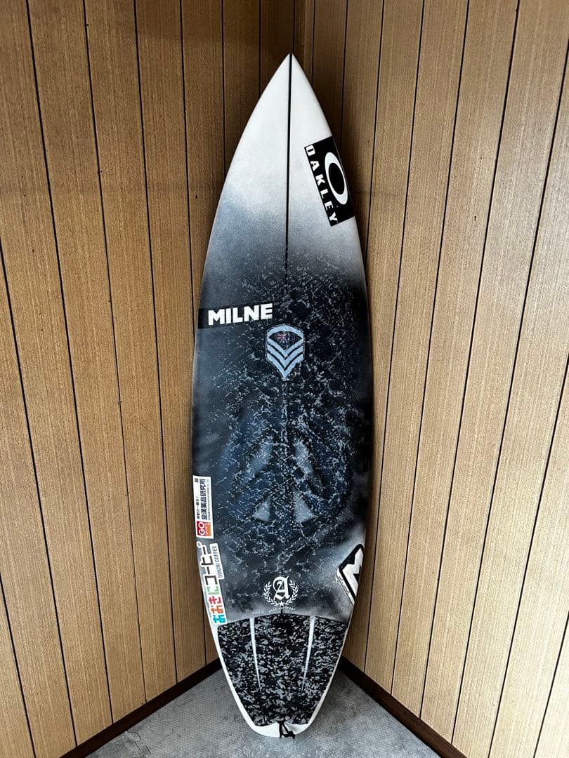 【手渡し可能】MILNE Surfboard 5'8 24L
