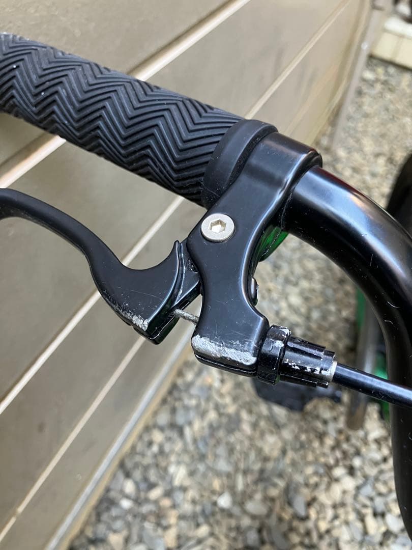 Mon BMX 自転車 緑/黒　16インチ