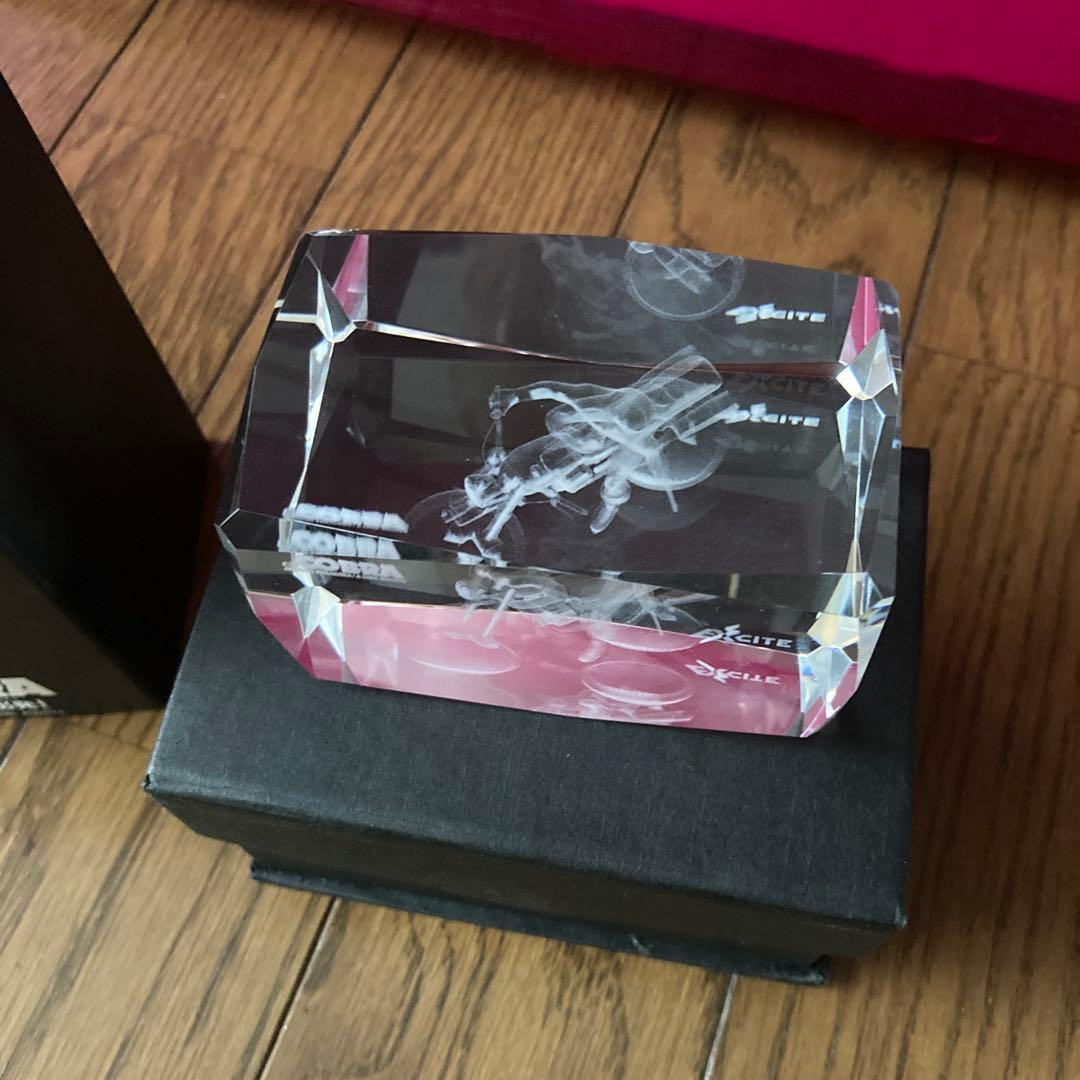 COBRA コブラ　クリスタルオブジェ