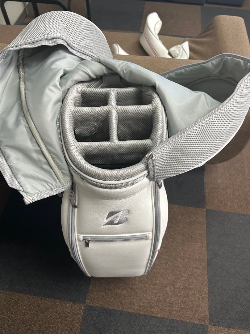 ブリヂストン キャディバッグ　ゴルフバック ホワイト/レッド/レディース