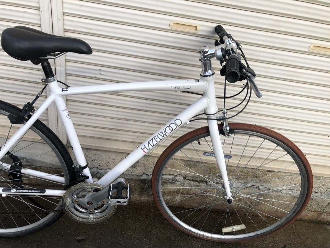 クロスバイクHAZELWOOD自転車7×3=21段変速700×28cホワイト