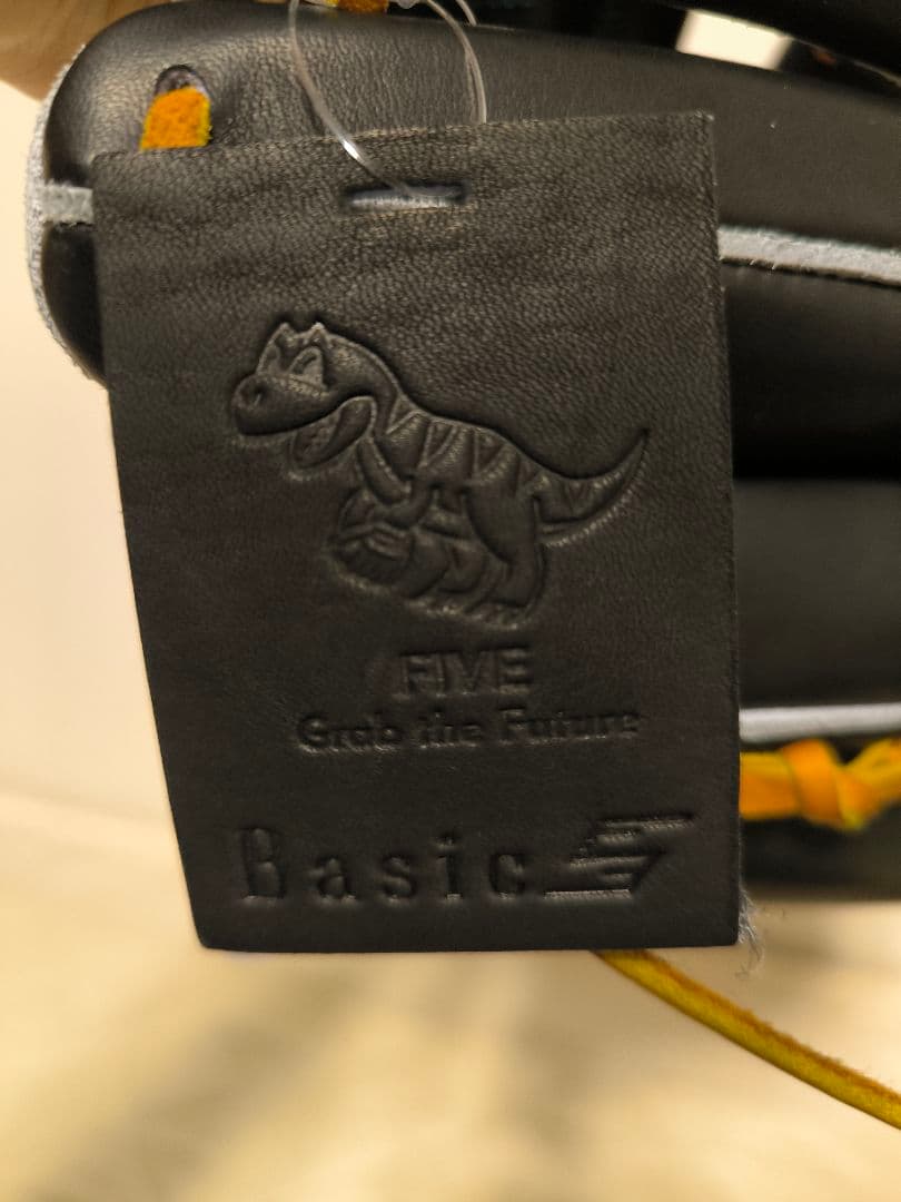 【新品未使用】ファイブ FIVE F601 硬式 内野手用 グラブ グラブ袋付