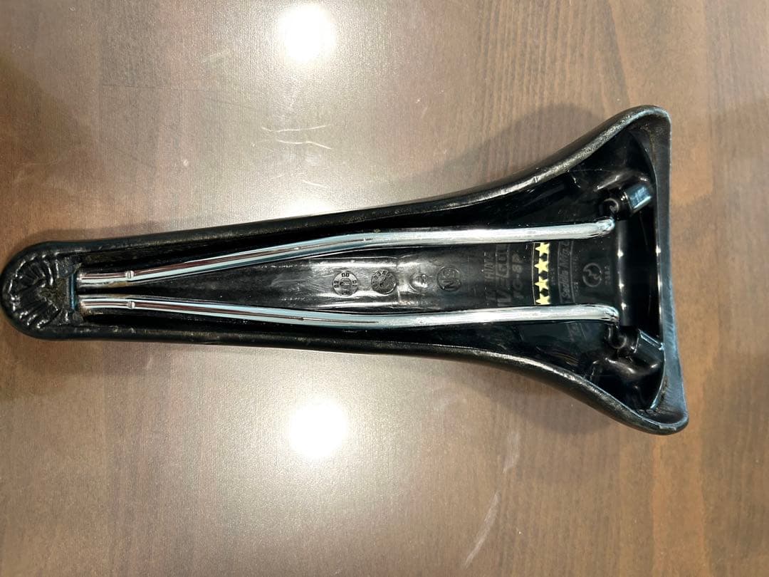 KASHIMAX サドル8 ファイブゴールド　NJS 競輪　ピスト