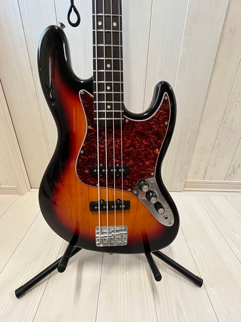 SELDERエレキベース セルダーJBタイプ サンバースト アンプ・シールド付き