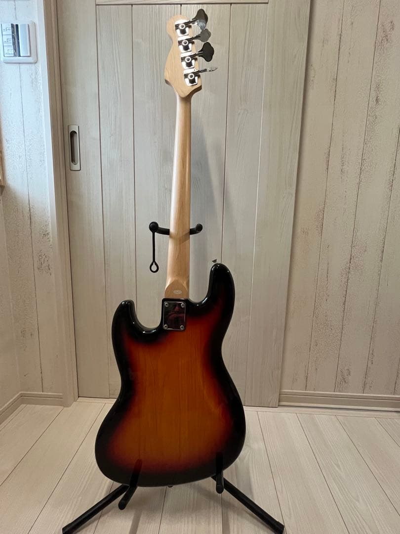 SELDERエレキベース セルダーJBタイプ サンバースト アンプ・シールド付き