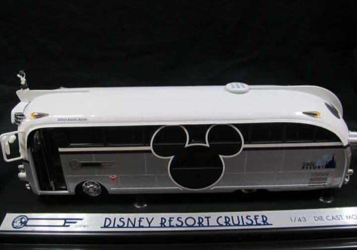 貴重　ディズニーリゾートクルーザー1/43ダイキャスト