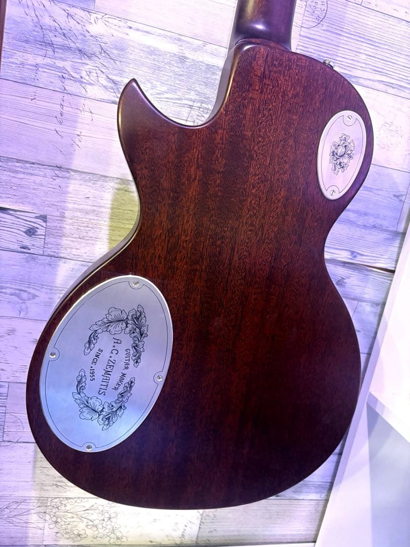 Zemaitis L FRONT　MFG-AC-22 Natural