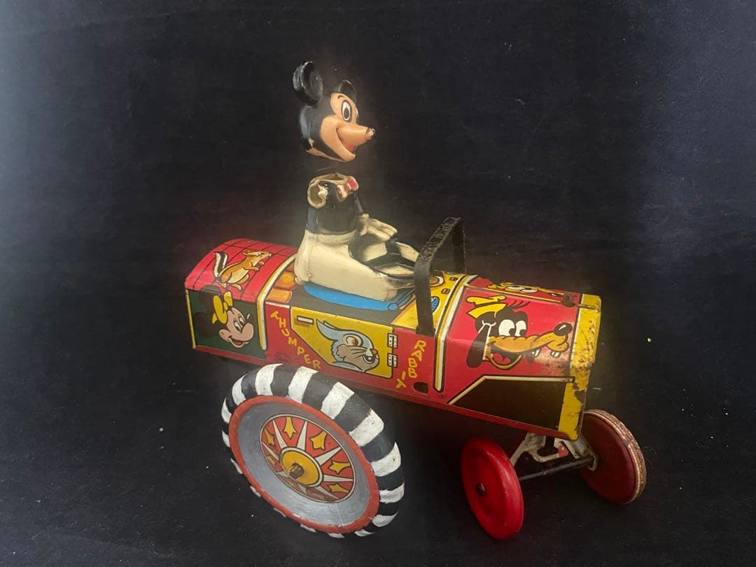 ⭐️年代物。ラインマー/ ディズニー /ミッキー ゼンマイ式ブリキカーです。