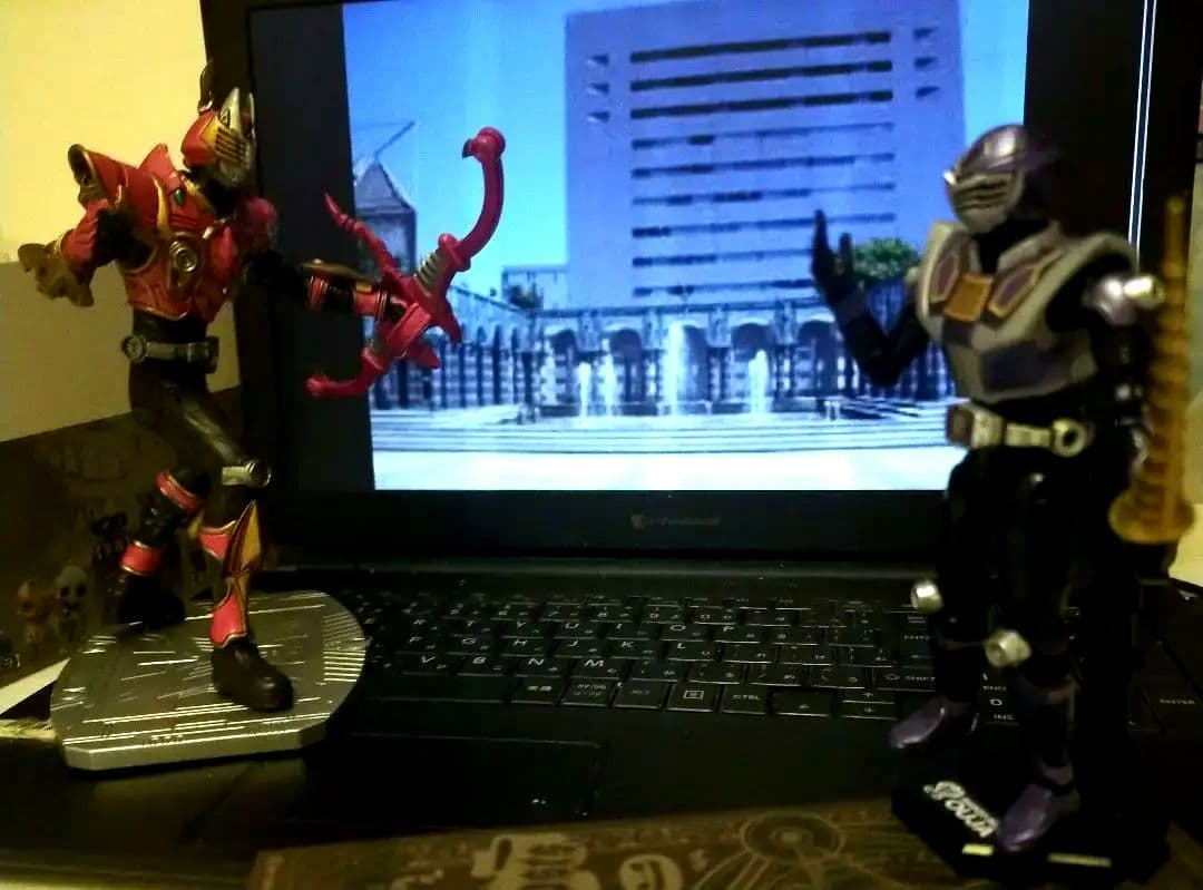 ARTWORKS 仮面ライダー 龍騎 ライアサバイブ