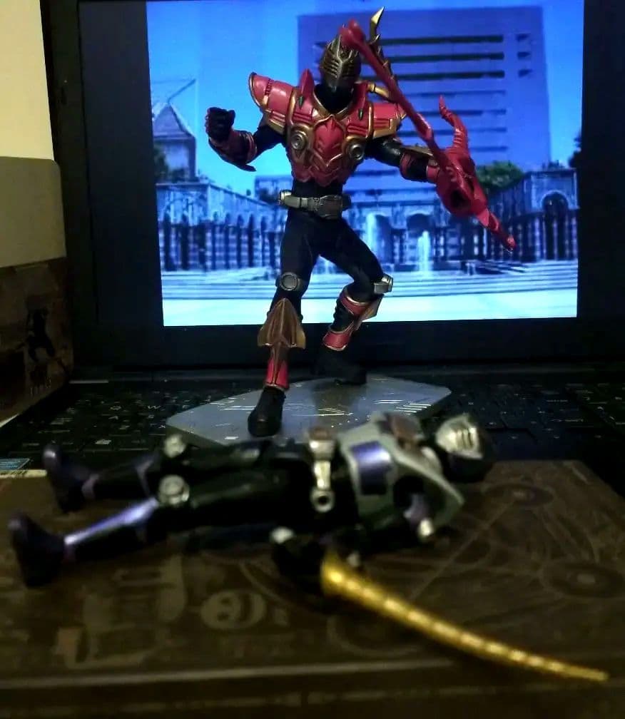 ARTWORKS 仮面ライダー 龍騎 ライアサバイブ