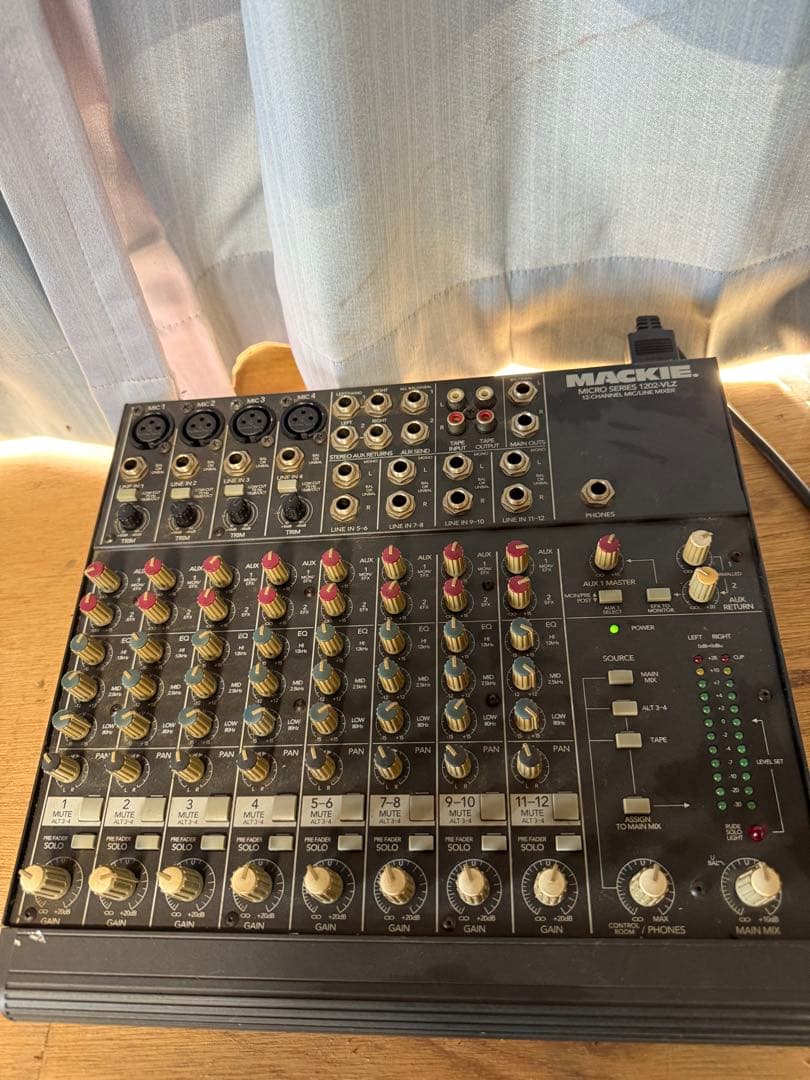 MACKIE 1402-VLZ アナログミキサー
