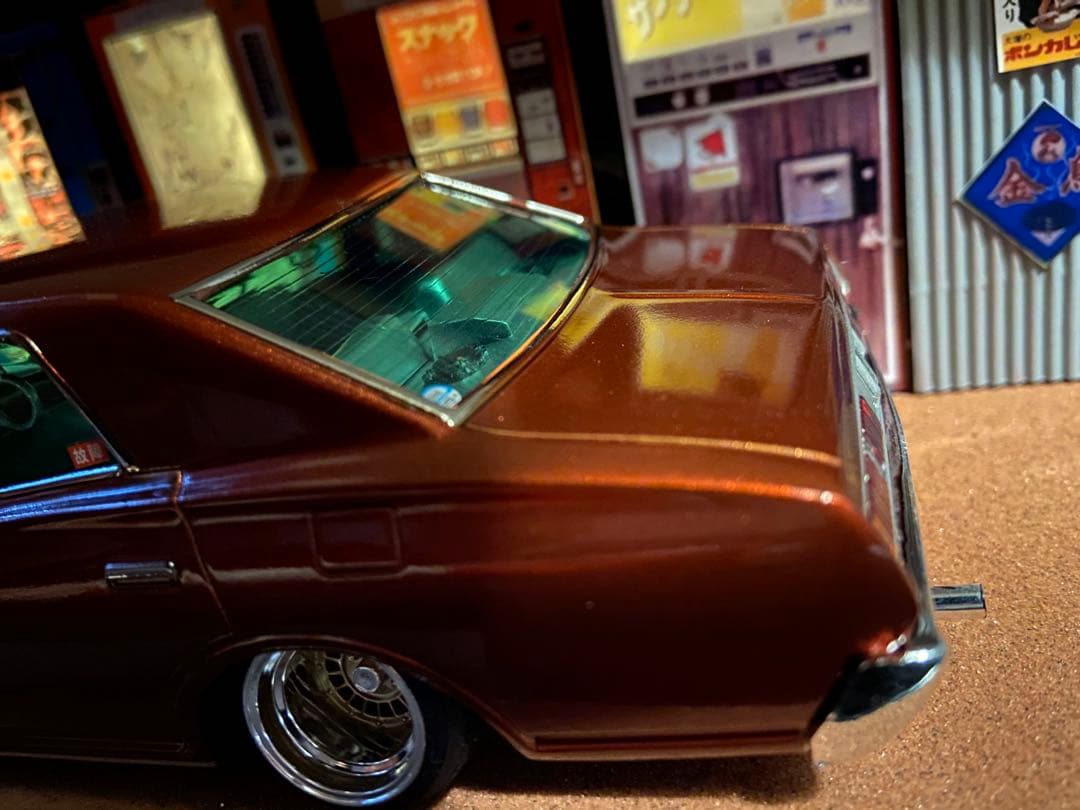 1/24 330 セドリック カスタム　ジオラマ　クリアケース付　旧車