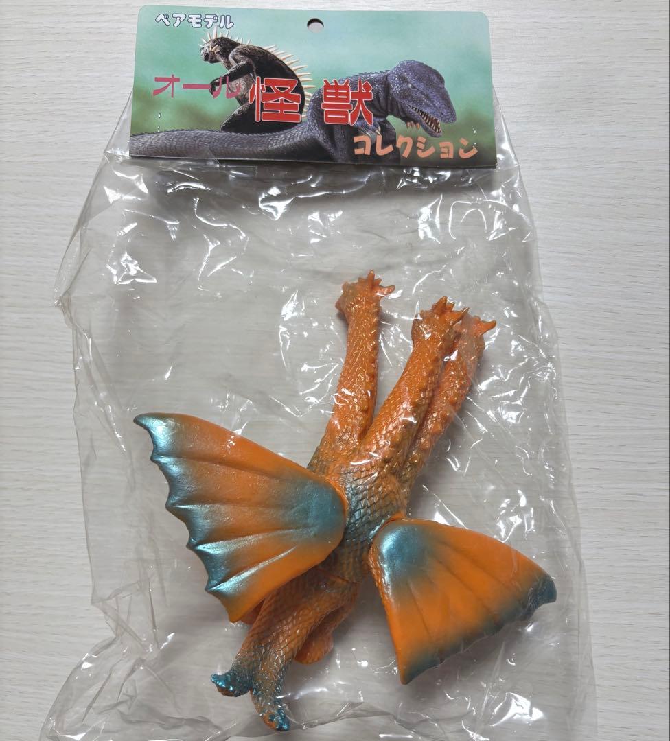 キングギドラ　ミドルサイズ　ベアモデル オール怪獣コレクション　ゴジラ