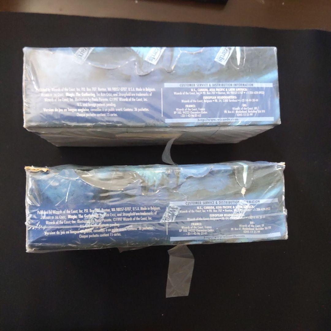 ●超特価　ストロングホールド（STRONGHOLD）ブースター　英語 　　２箱