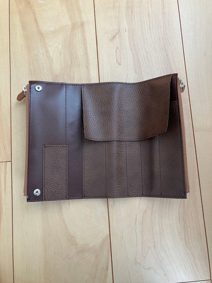 【ラダイト】ペンケース（エッセンシャル）