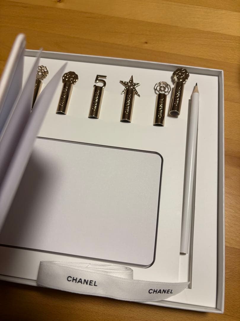 シャネル ノベルティ chanel dream chaser
