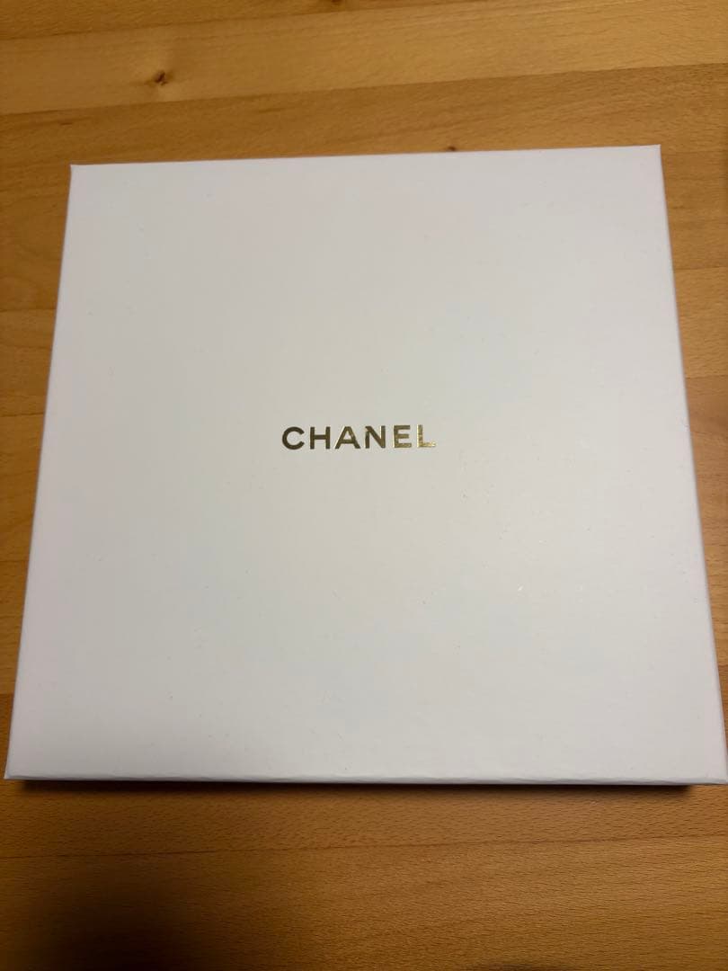 シャネル ノベルティ chanel dream chaser