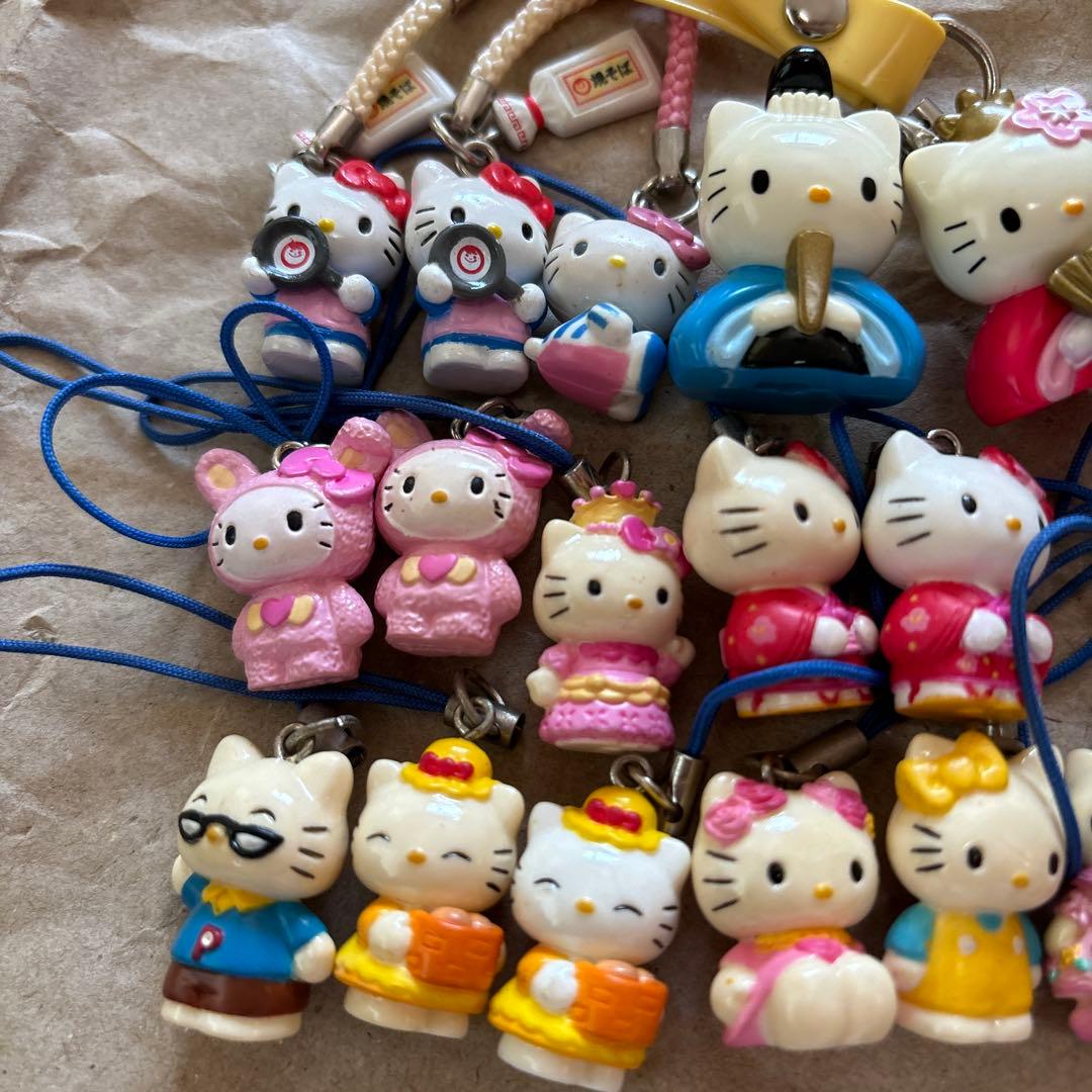 レトロ　ハローキティ　ストラップ