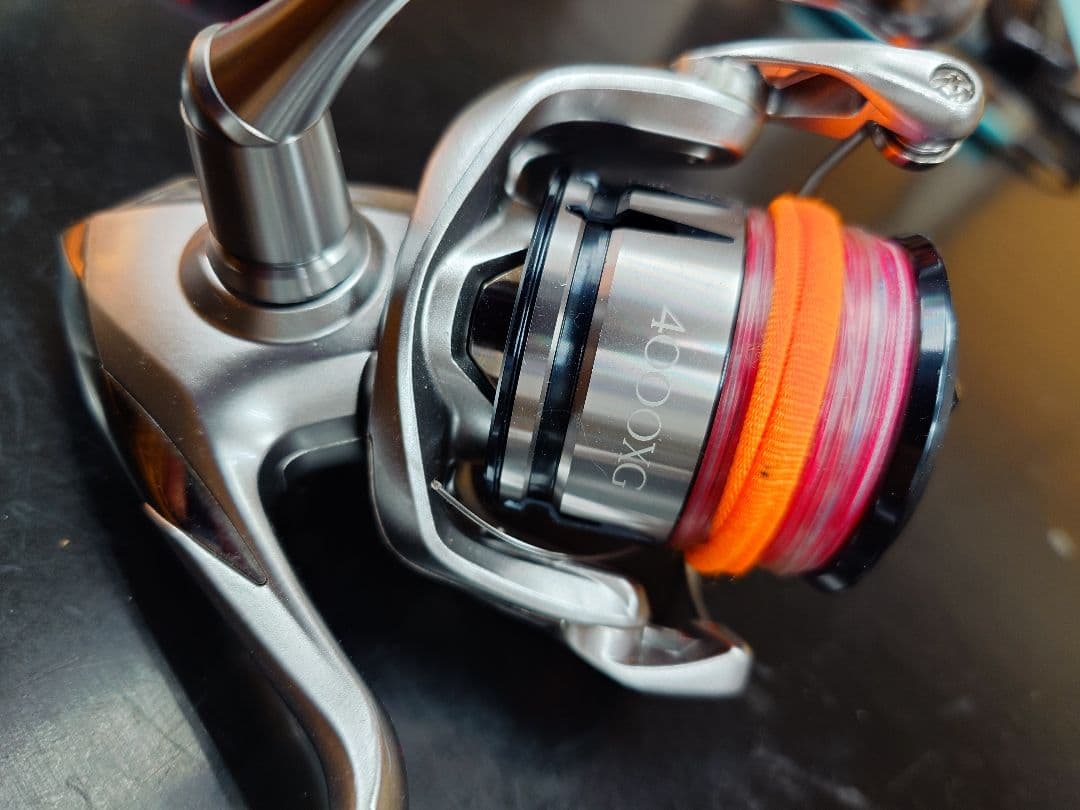 SHIMANO STRADIC 4000 スピニングリール