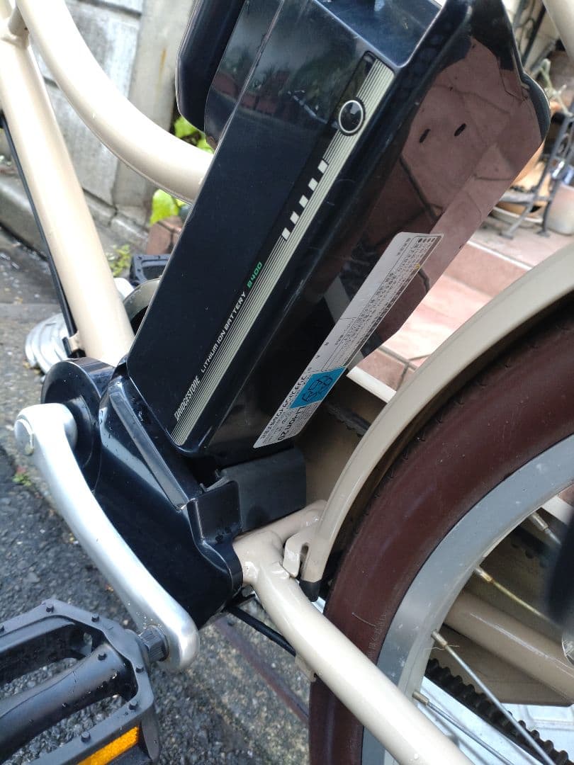 配送可★直接引渡可★カスタム【限定車ILMIOイルミオ】電動アシスト自転車OGK