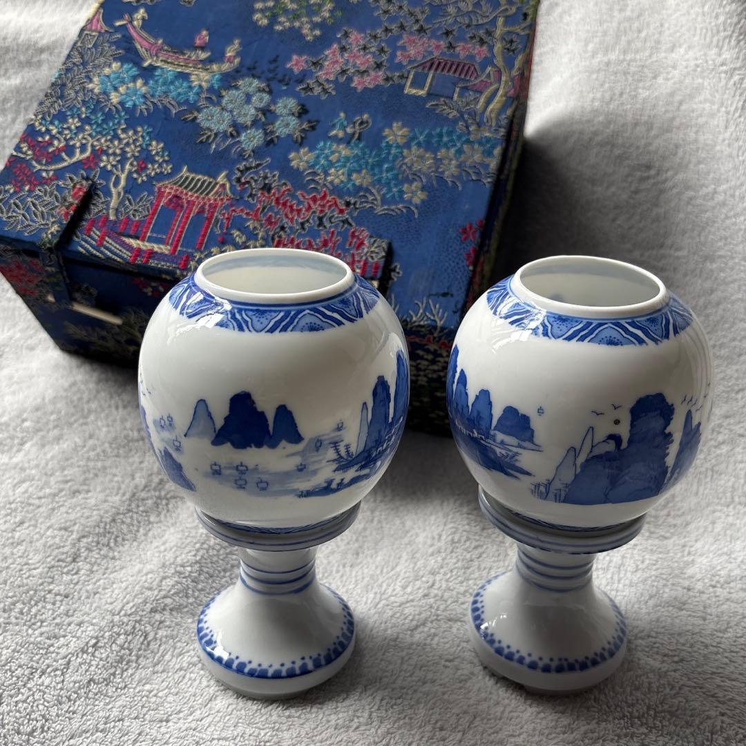中国美術 内絵 飾り壺 2客セット 台座付 ぼんぼり風　染付 磁器 布貼箱