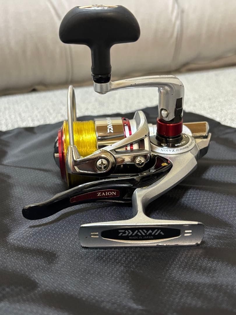 DAIWA トーナメント ZAION 2500LBD ※修理必要