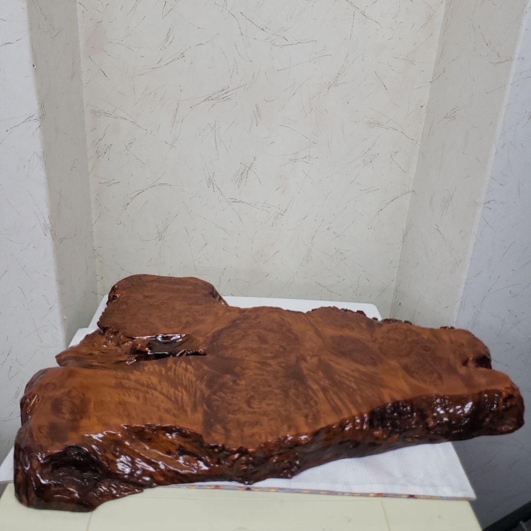 蔵出し特価　玉杢花台　花梨こぶ木製テーブル 自然な形状 光沢仕上げ