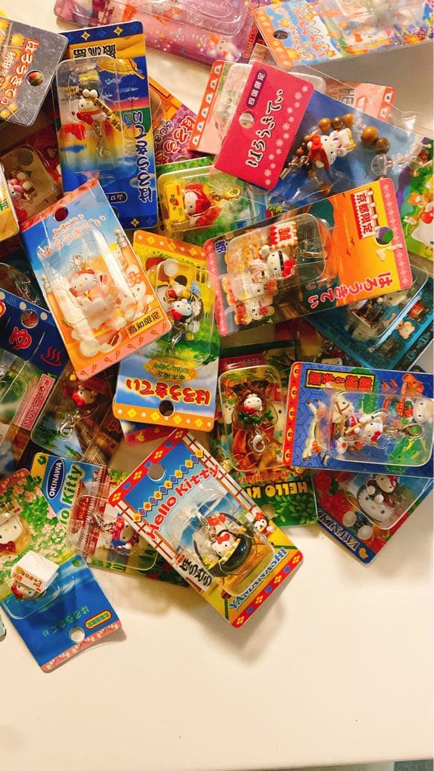 [大量放出]ご当地キティファスナーマスコット　ストラップ40個