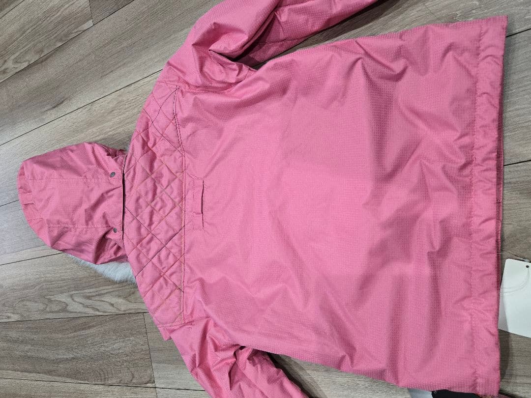 新品未使用　キスマーク140センチ　スキーウェ