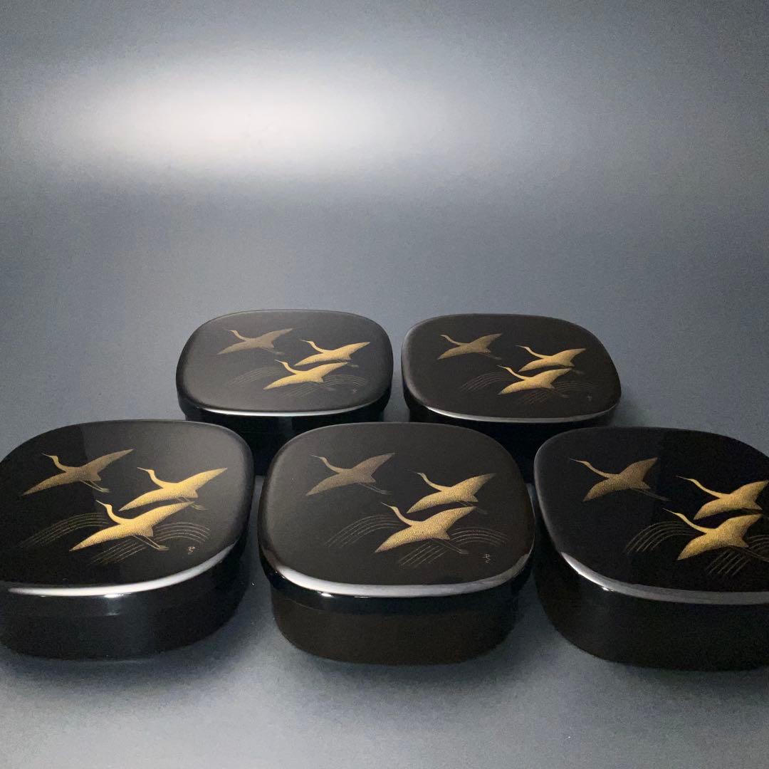 輪島　漆塗　千羽鶴沈金　弁当箱５組　三谷吾一　共箱　仕切り付き　R1325ル