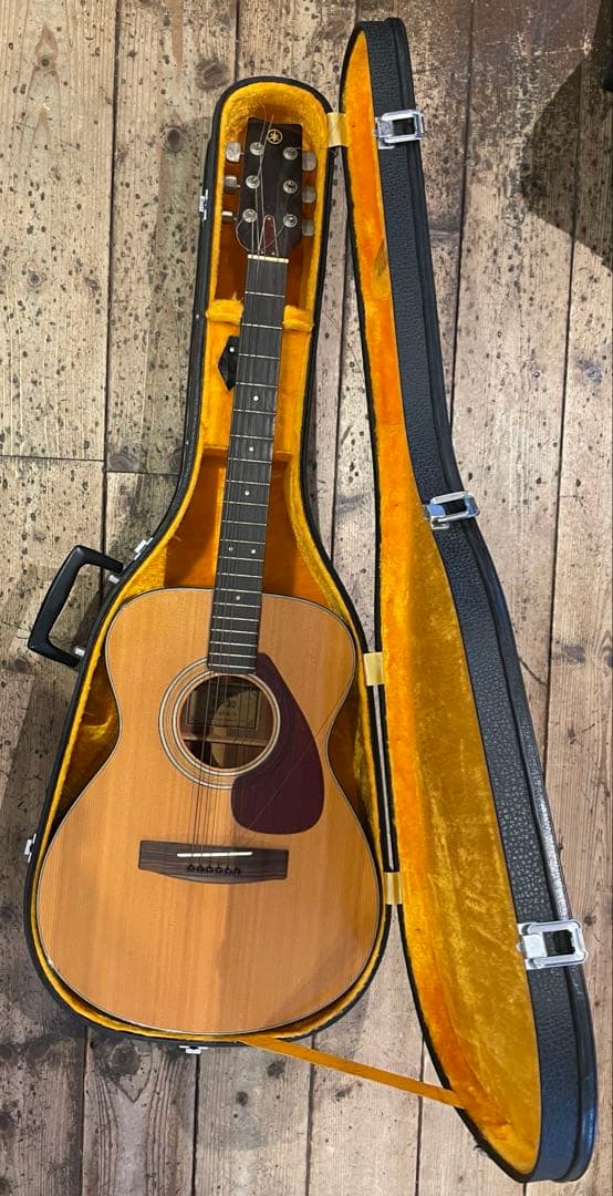 【YAMAHA/ヤマハ】アコースティックギター　FG-130 ハードケース付き