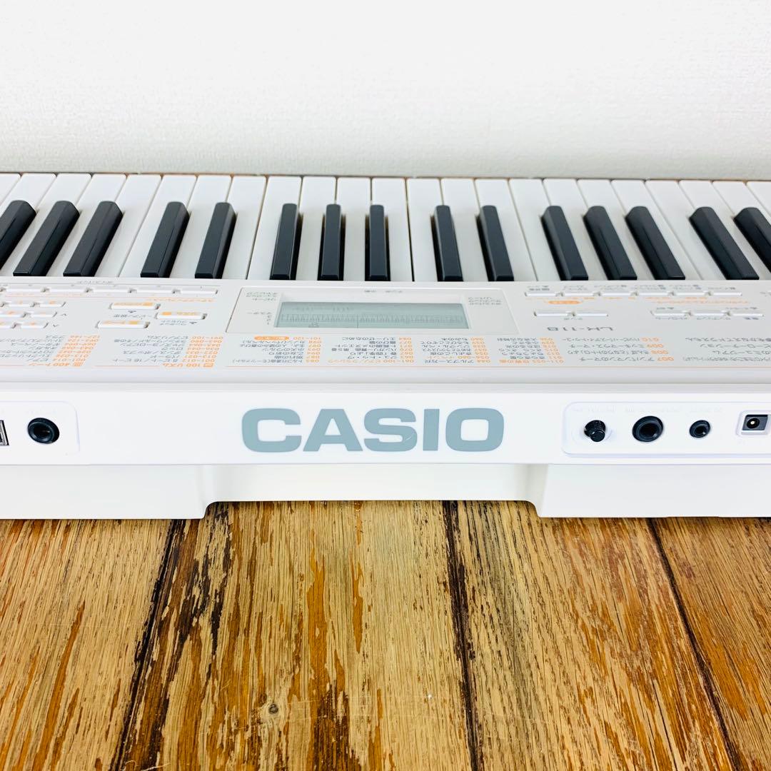 CASIO 61鍵盤 光ナビゲーションキーボード LK-118 電子ピアノ