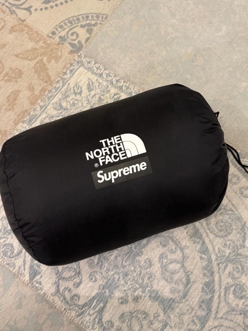 アウトドア寝具 Supreme x The North Face Nupste Blanket