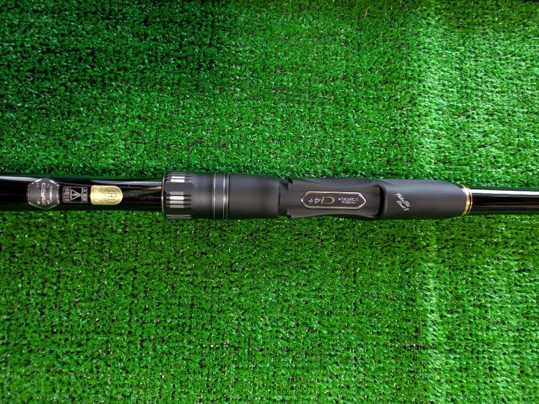 極美品　 現行モデル 未使用　極翔　硬調　黒鯛0.6-530