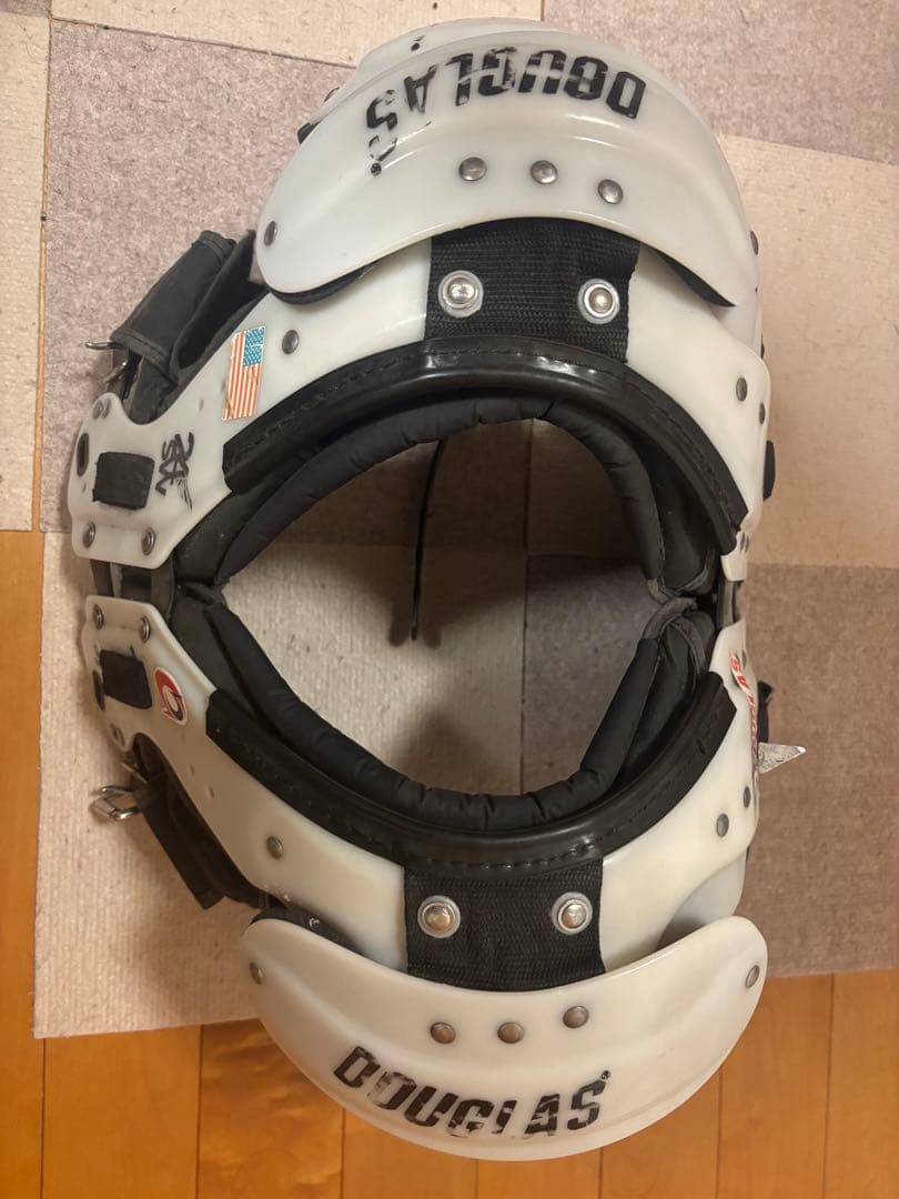 Douglas 24SW ショルダーパッド