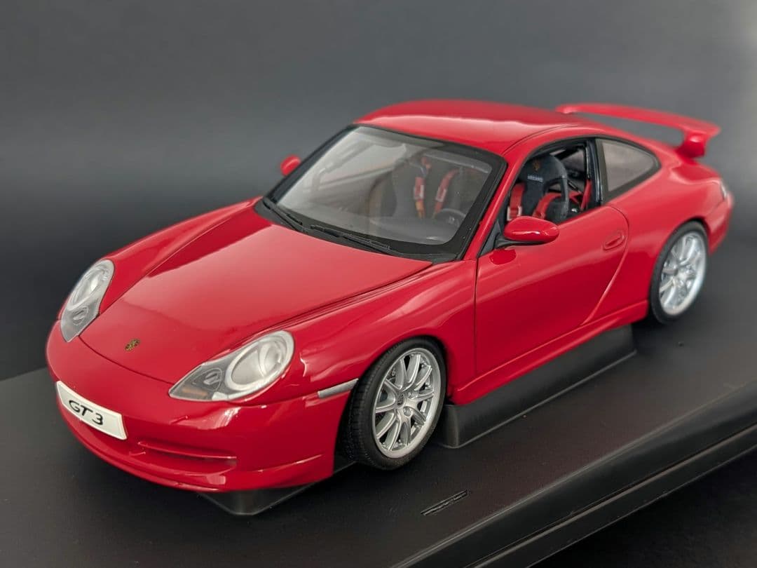 オートアート 1/18 ポルシェ 911 (996) GT3 レッド